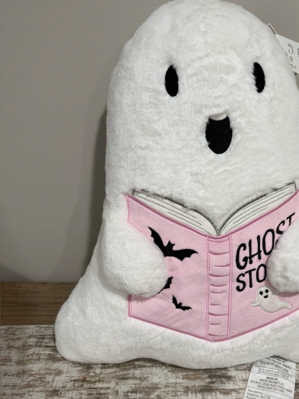Martha Stewart ghost story pillow